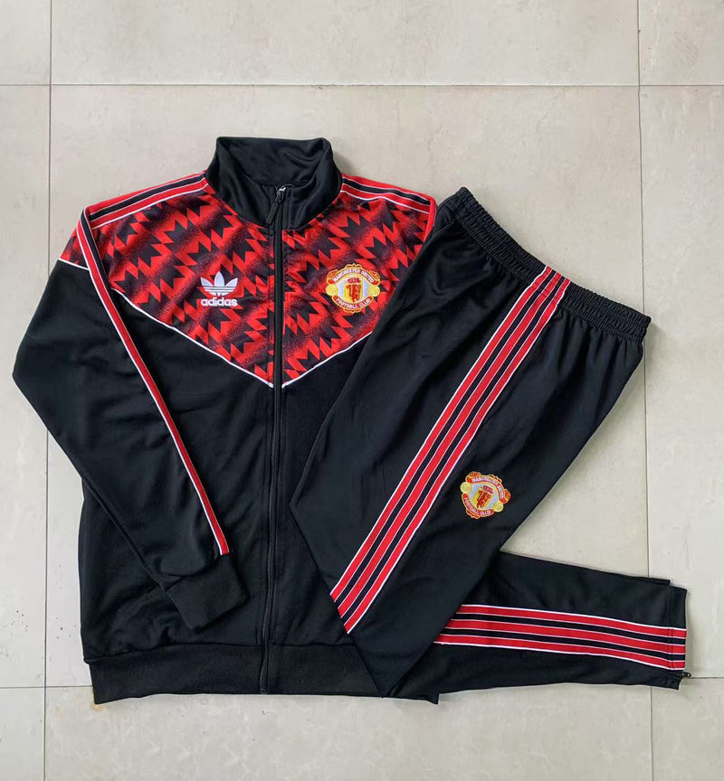 PANTALONES + SUDADERA MANCHESTER UNITED I 25/26