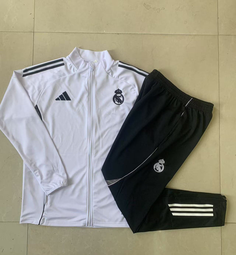 PANTALONES + SUDADERA REAL MADRID XVII 25/26