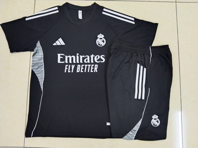 CAMISETA + PANTALONES REAL MADRID VIII 25/26
